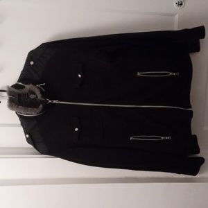 Cozy Comfortable warm! Fur lined sweater with 4 pockets from INC stylish worn 2x